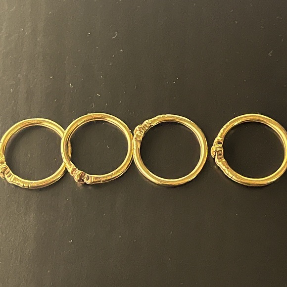 NEW Vanessa Mooney Little Darlin Stack Stackable Rings in Gold Tone - Picture 2 of 3
